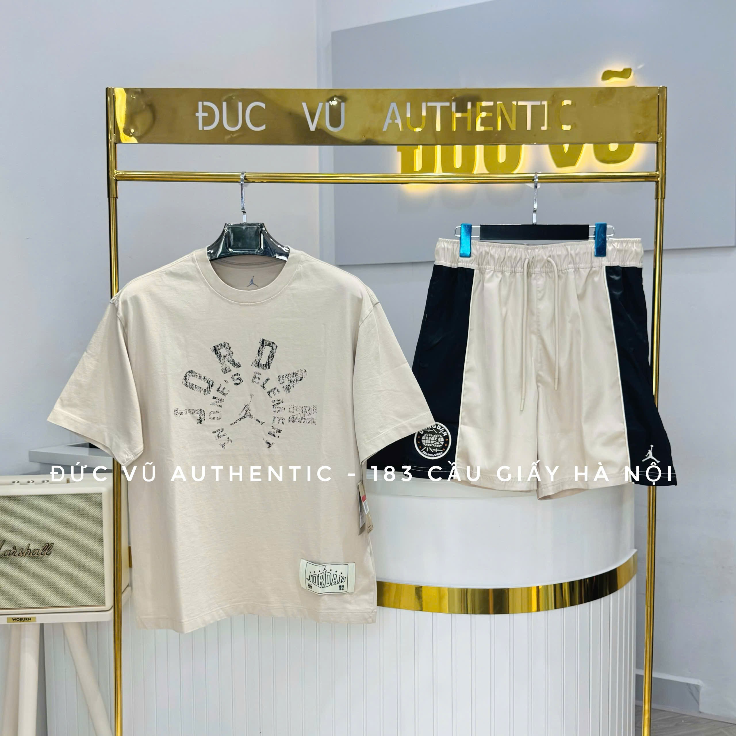 Bộ thể thao Jordan Street Style màu kem - đen phối logo Jumpman