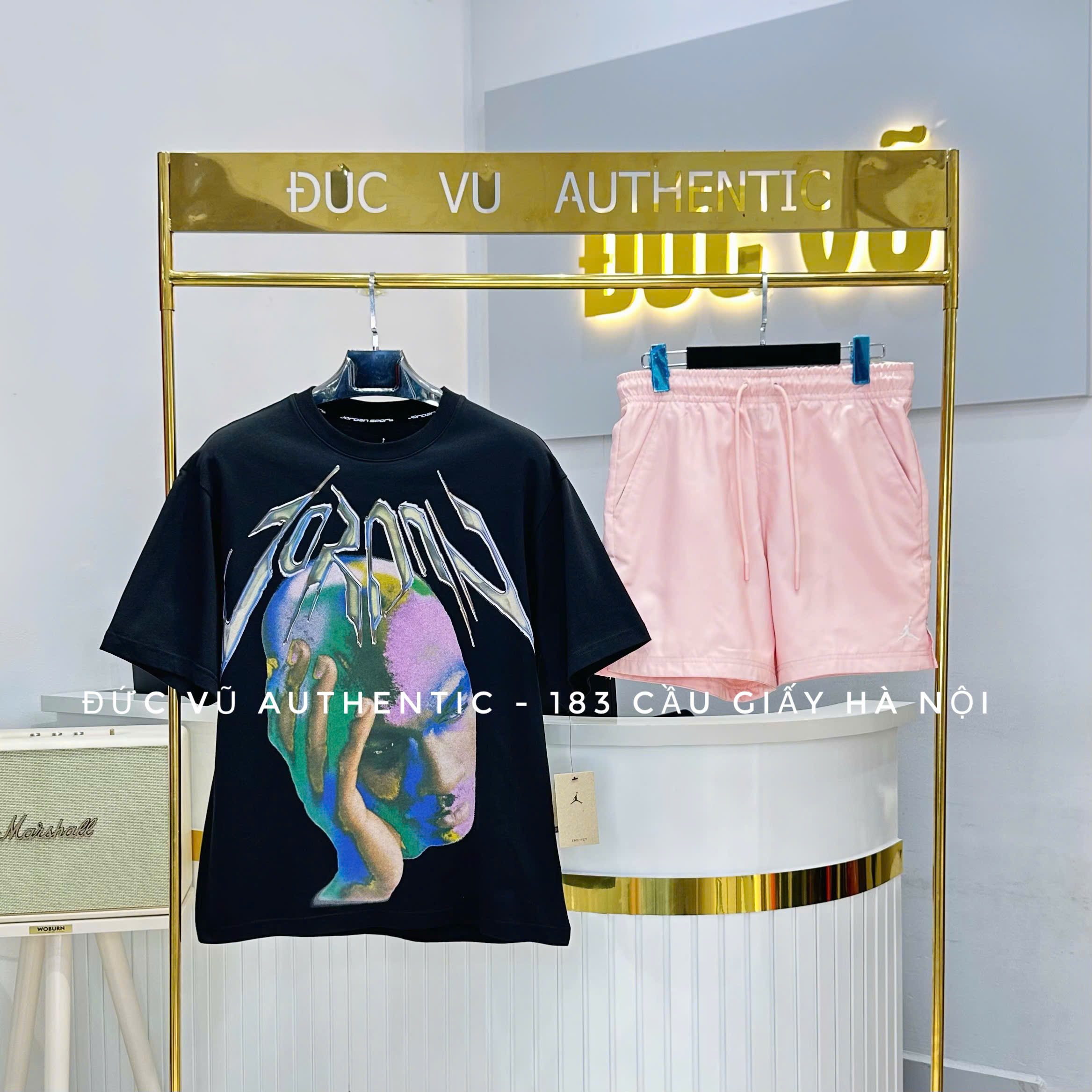 Bộ Jordan "Dreamscape" – Áo graphic đen & quần short hồng pastel