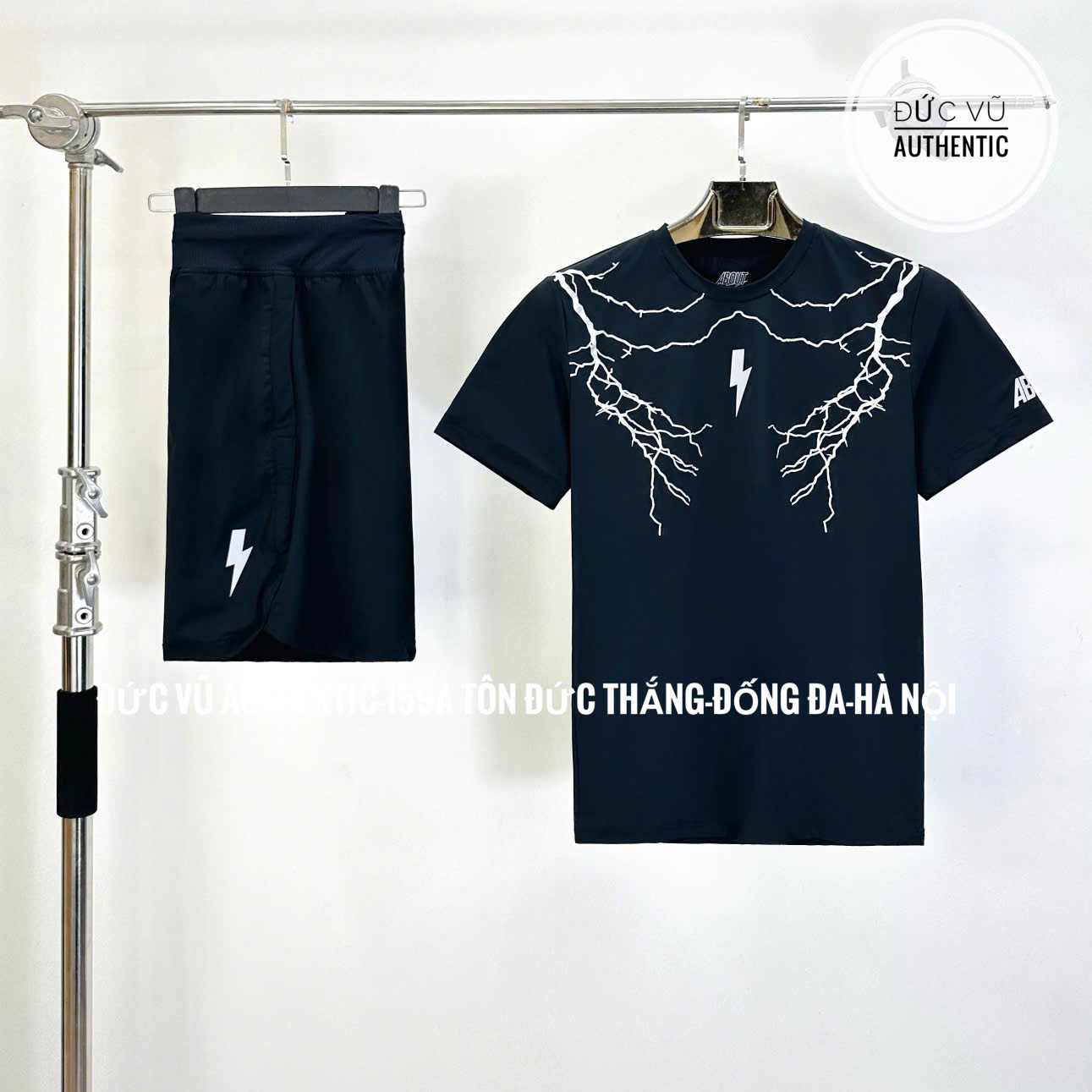 Set thể thao nam HydroGen About – Thunderbolt Edition