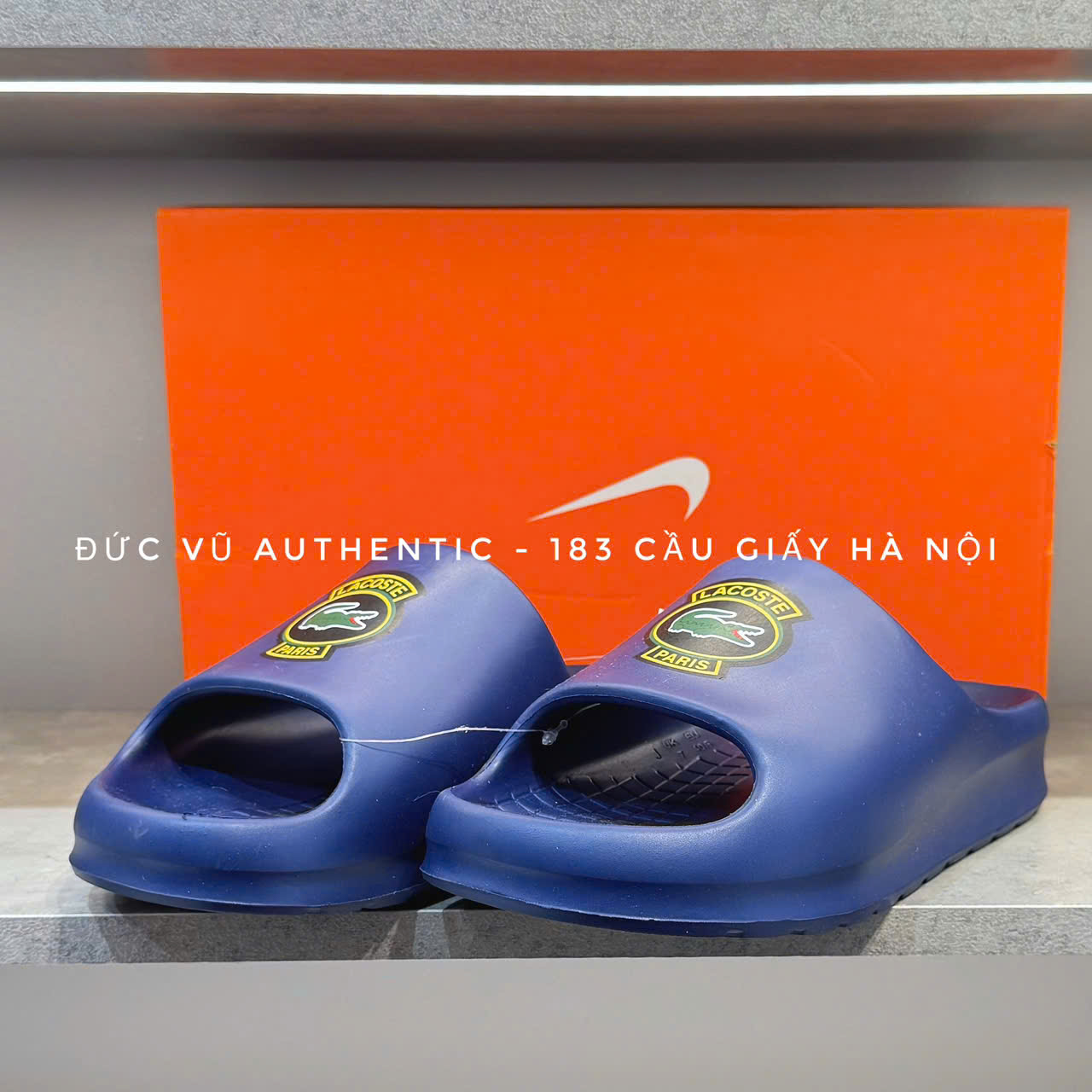 Dép đúc Lacoste SERVESLIDECMA0030NB0