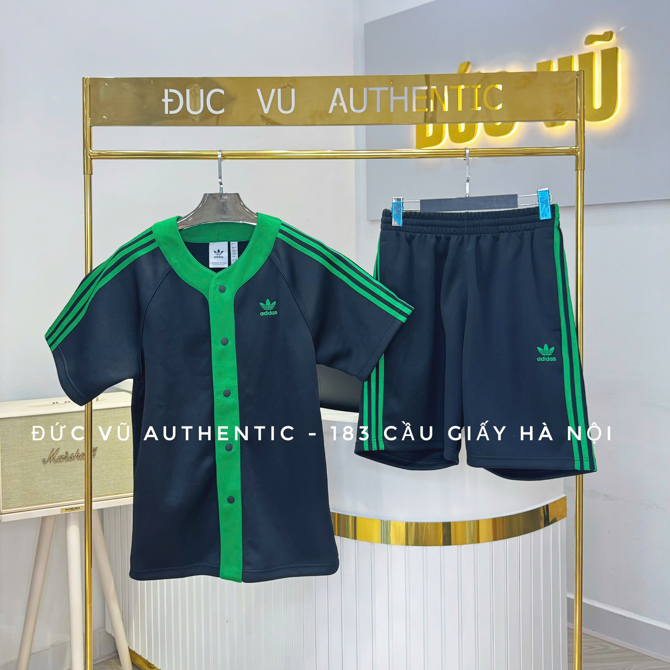 Bộ Thể Thao Adidas Adicolor Classics Màu Xanh Đen - 144899