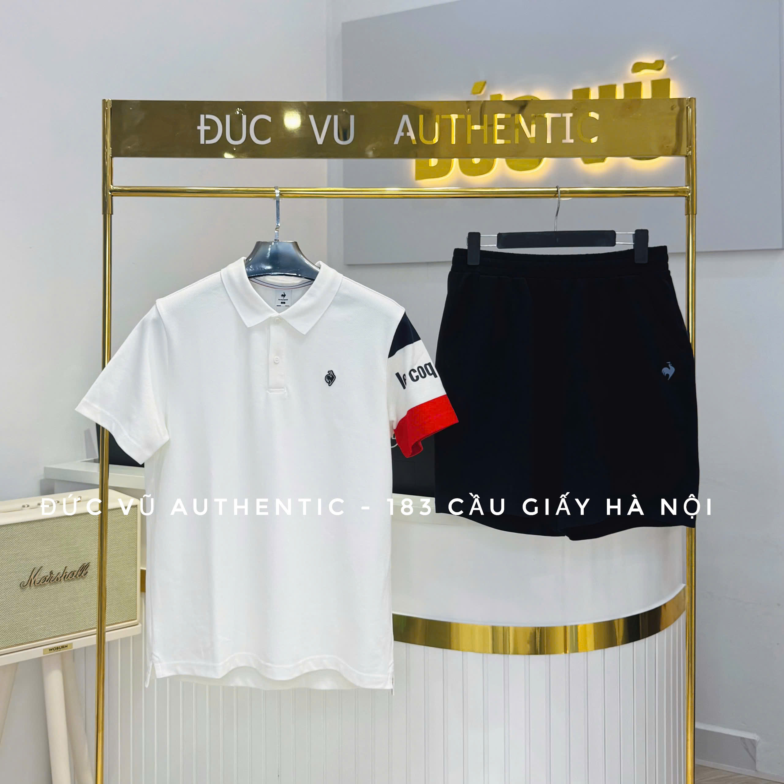 Bộ đồ thể thao nam Le Coq Sportif phối tay sọc đỏ đen