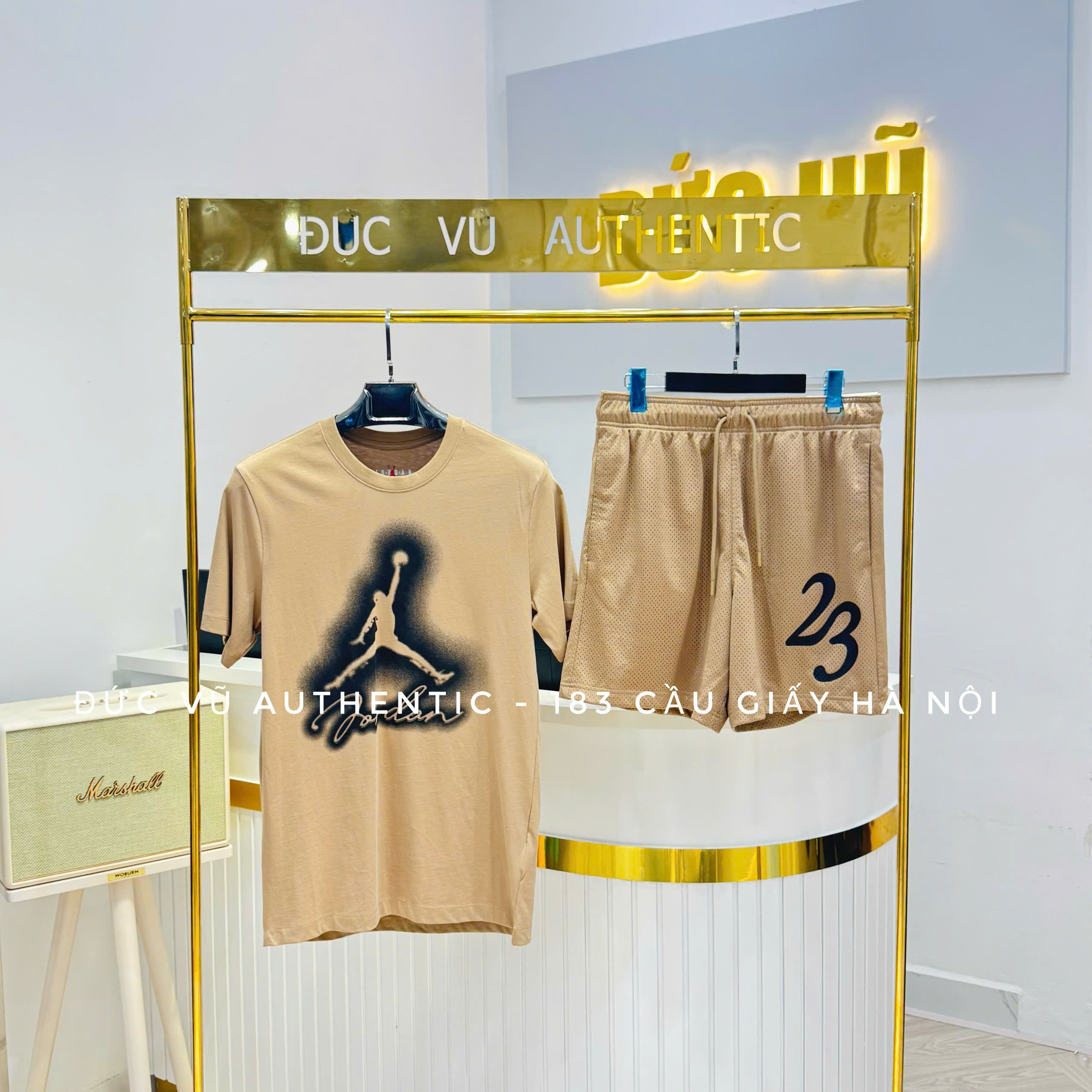 Bộ Jordan Beige “Spray Jumpman” – Áo thun xịt sơn & quần short số 23