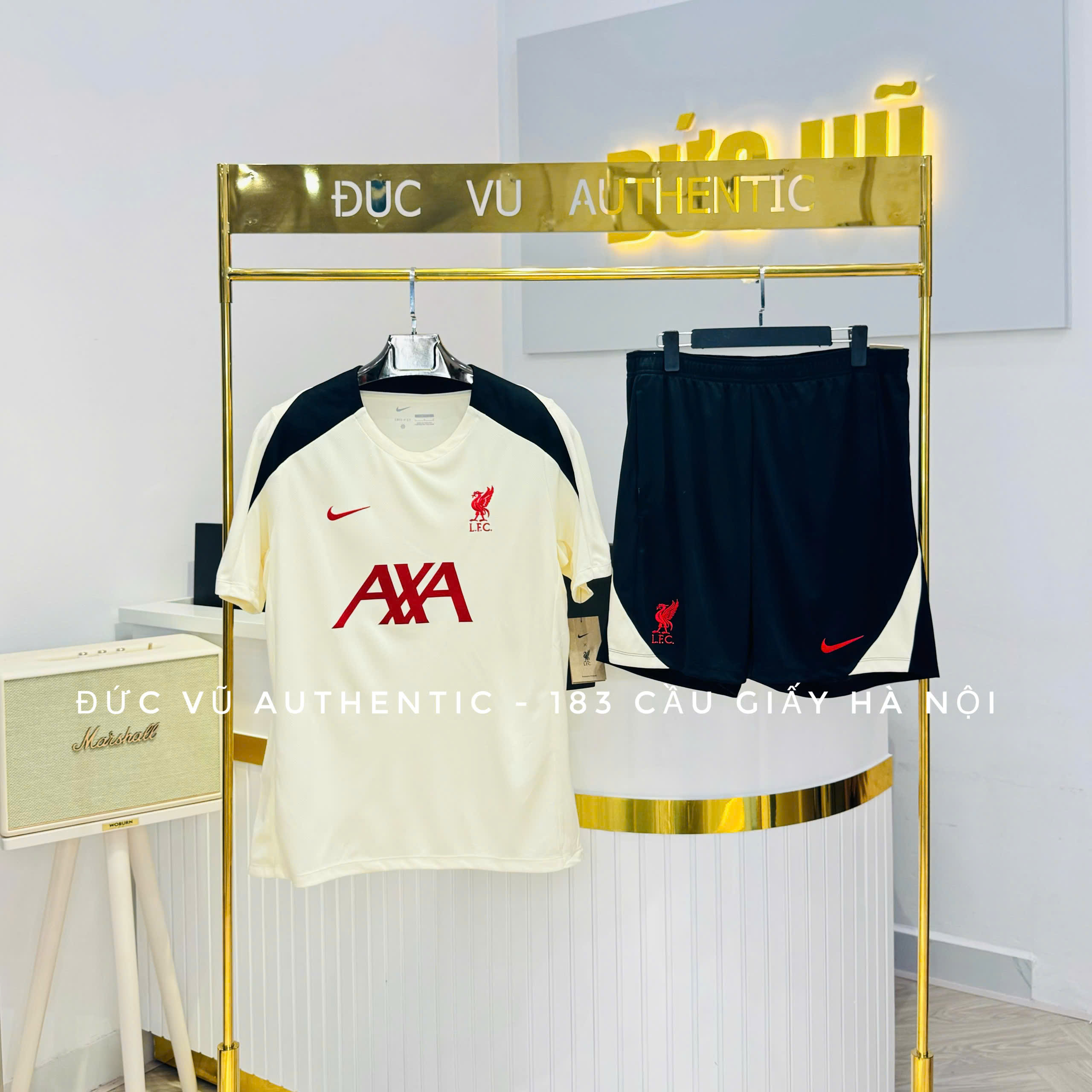 Set thể thao Liverpool x Nike training 2024 – Trắng kem phối đen