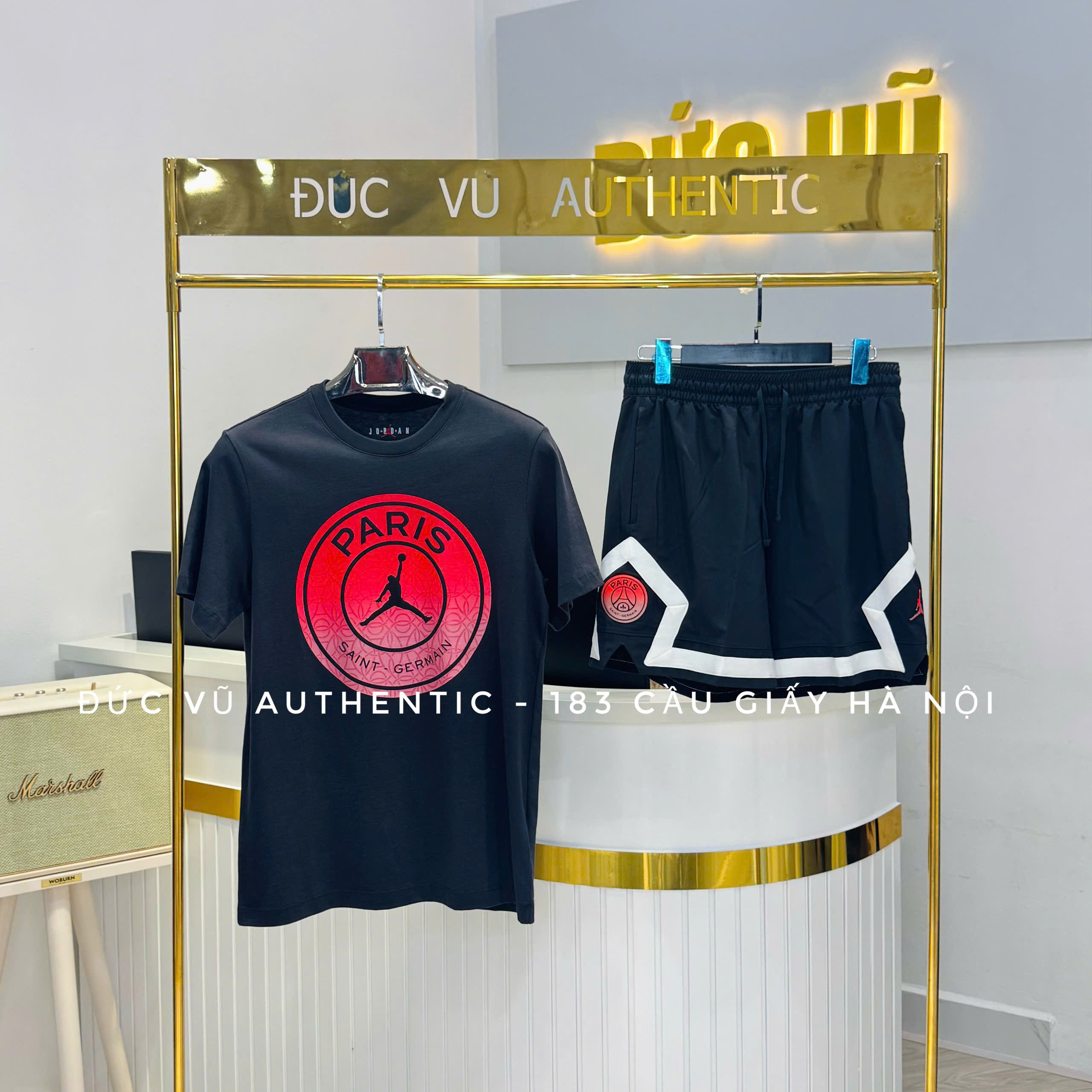 Set thể thao Paris Jordan PSG nam đen đỏ