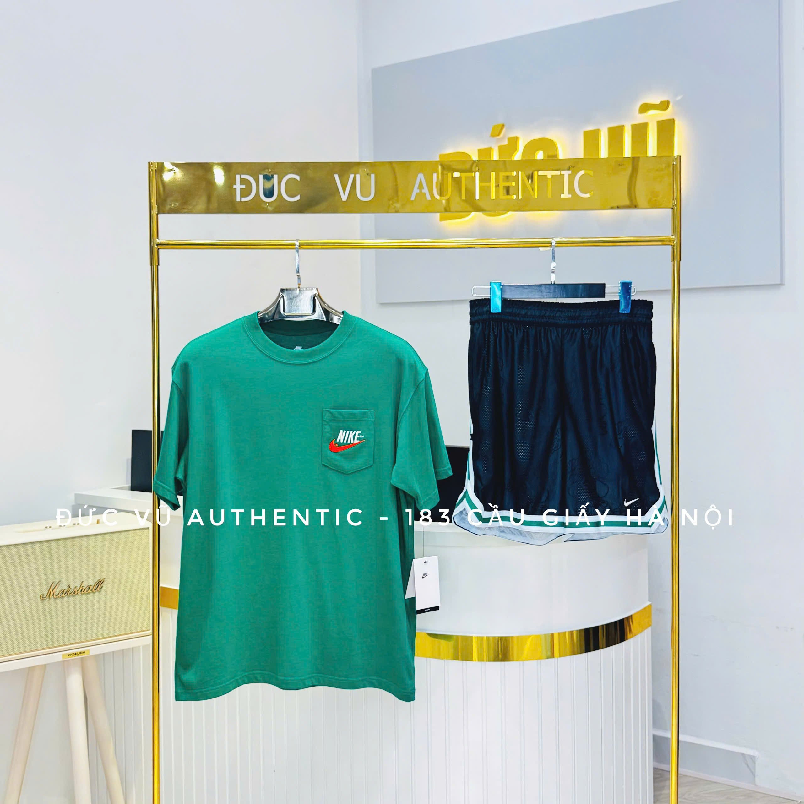 Set thể thao nam Nike xanh lá phối short đen viền trắng