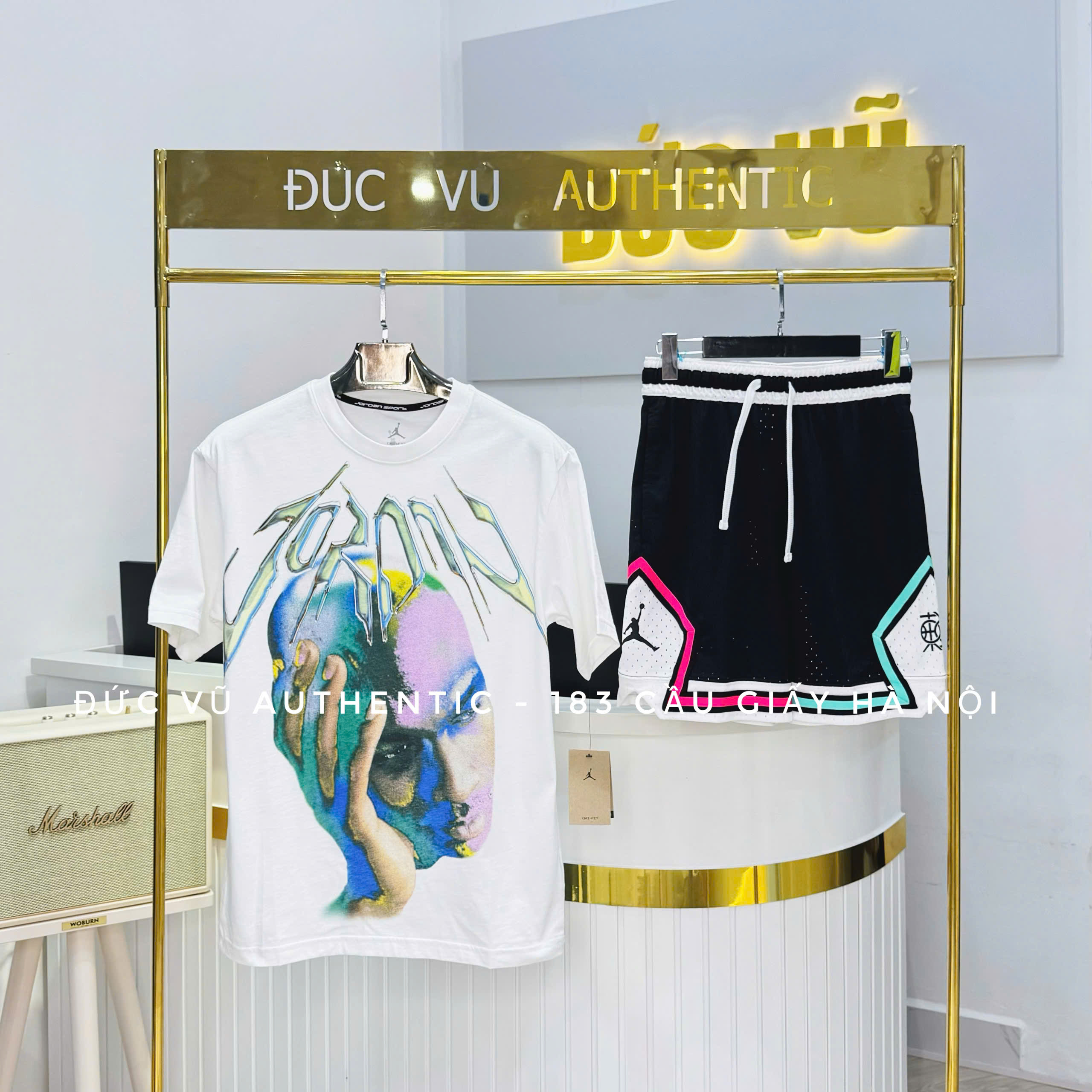 Set Jordan Artistic Vibes – Áo thun Jordan họa tiết nghệ thuật & Quần short Jordan phối viền màu