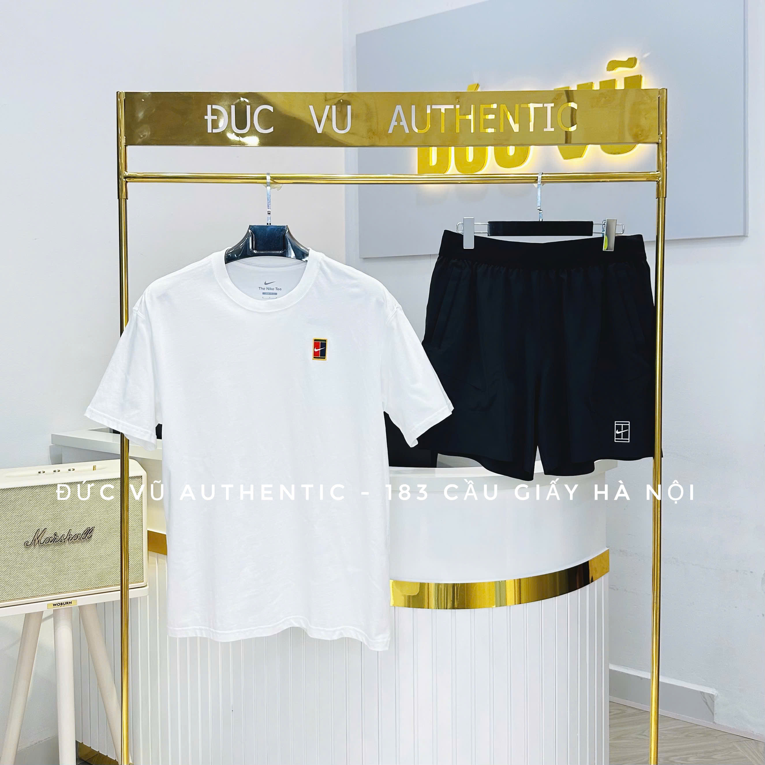 Nike Court Logo Heritage Update Tee