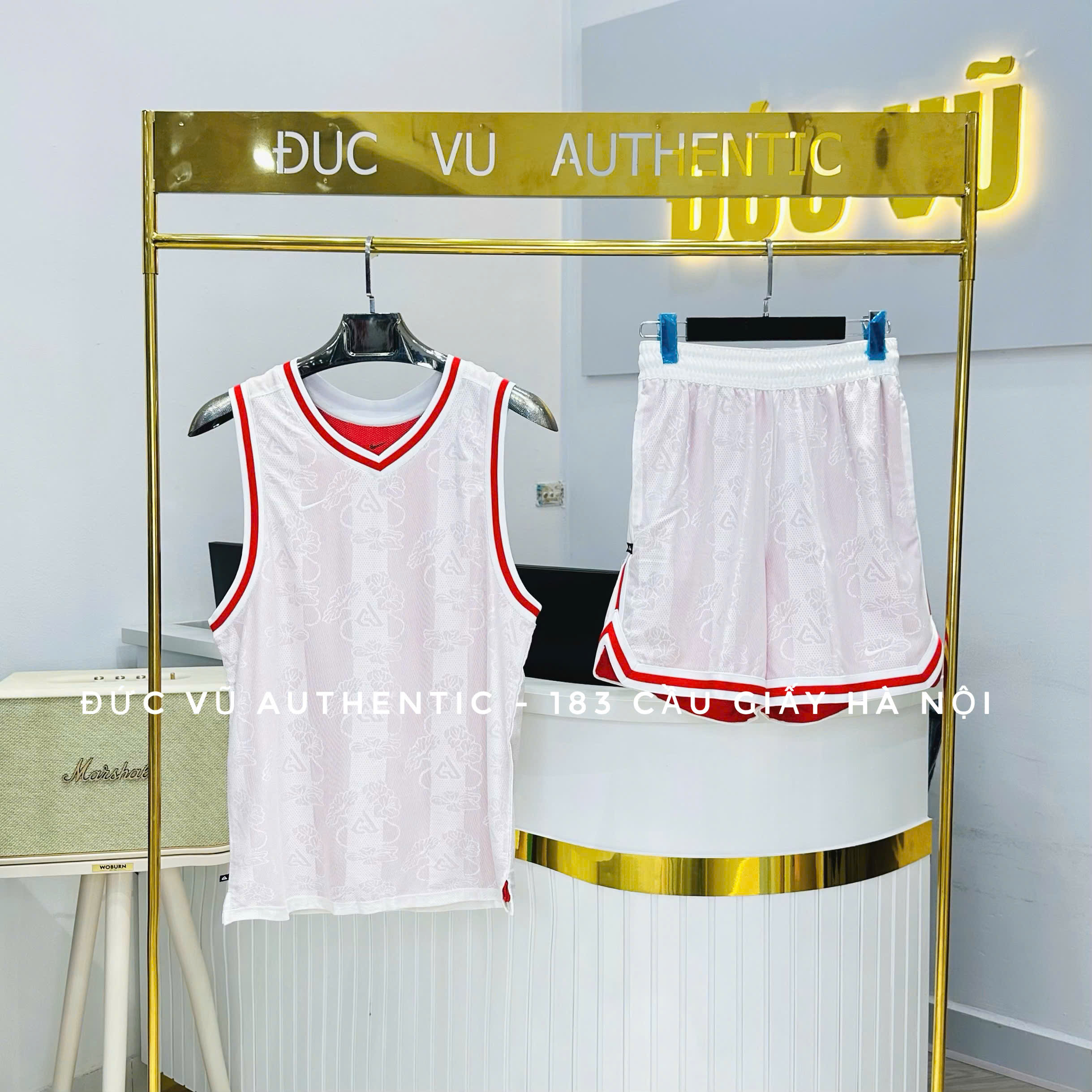 Set Bóng Rổ Nike White Red – Bộ áo tank & quần short trắng phối đỏ