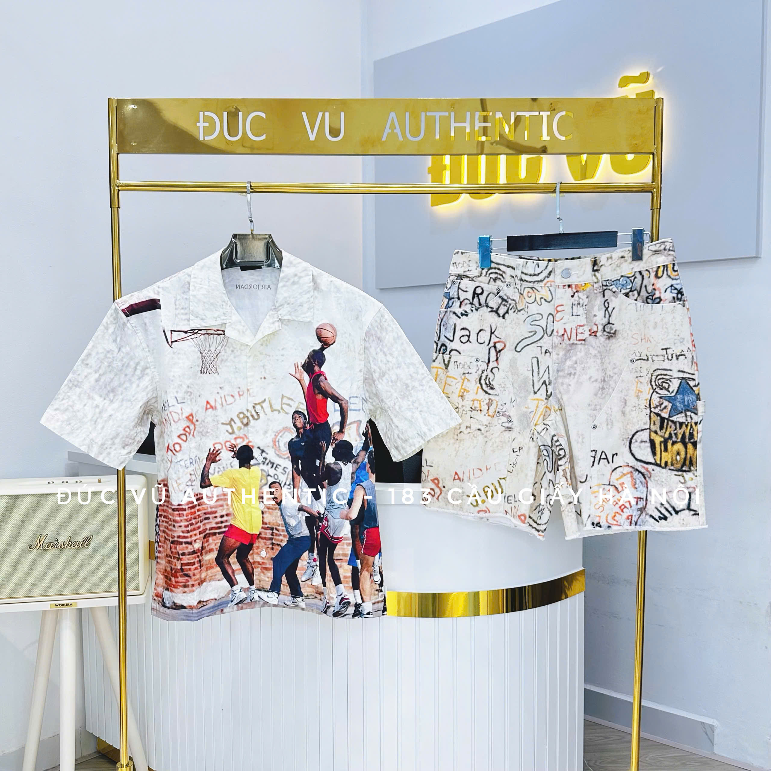 Set Áo Sơ Mi Bóng Rổ Đường Phố & Quần Short Graffiti Thời Thượng
