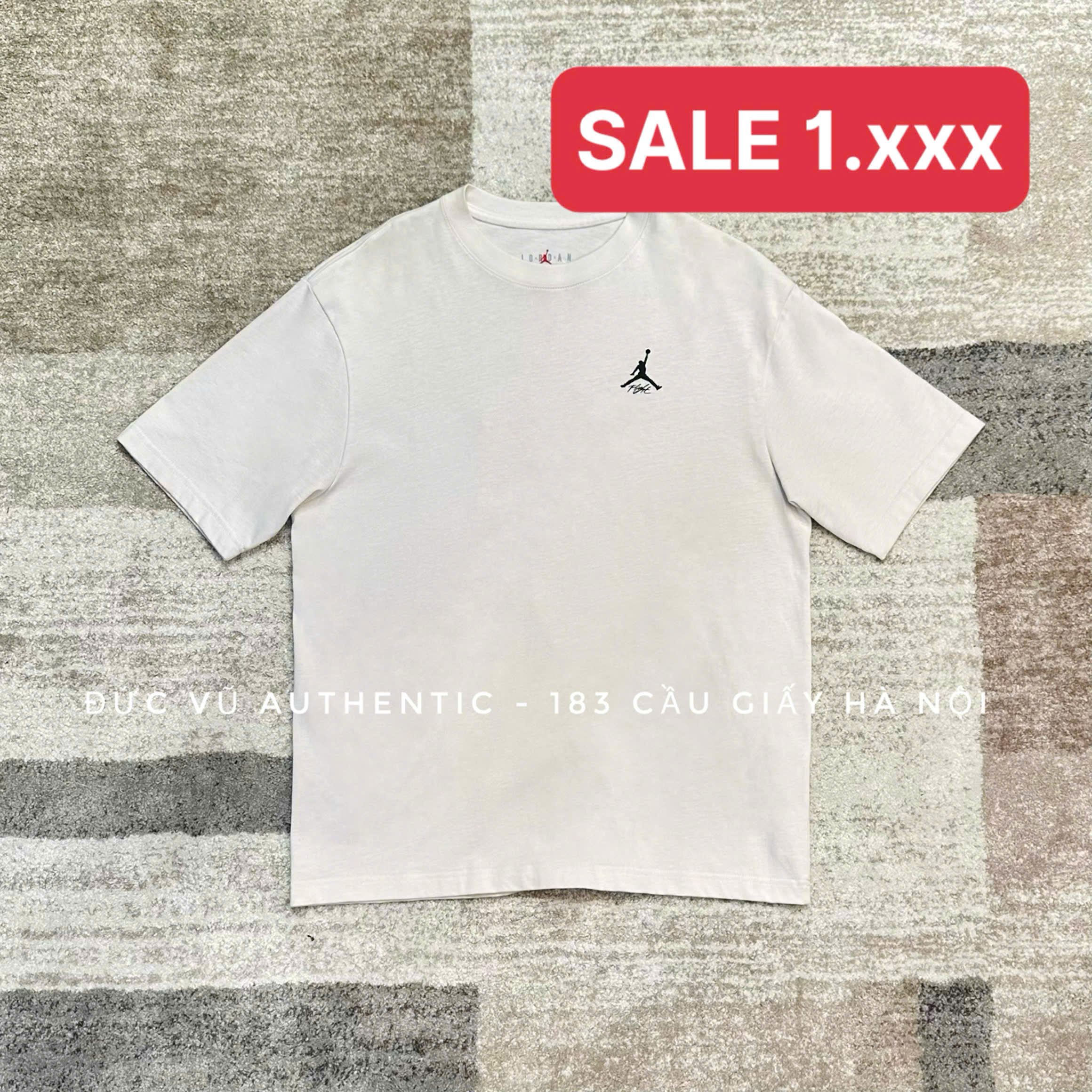 Áo  Flight Logo Collection – Phối họa tiết thể thao ấn tượng
