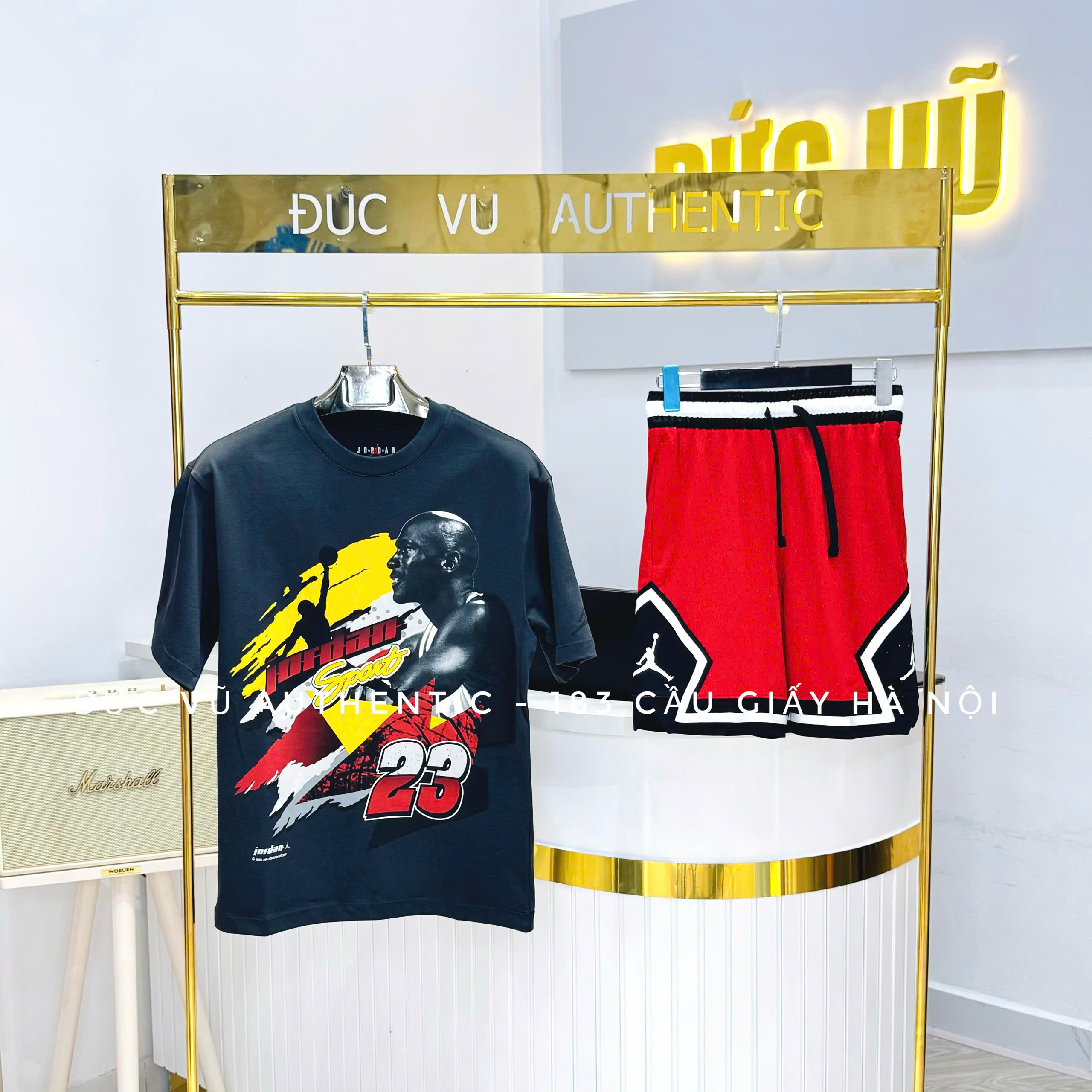 Set Jordan #23 "Black Red Legacy" – Tượng đài huyền thoại
