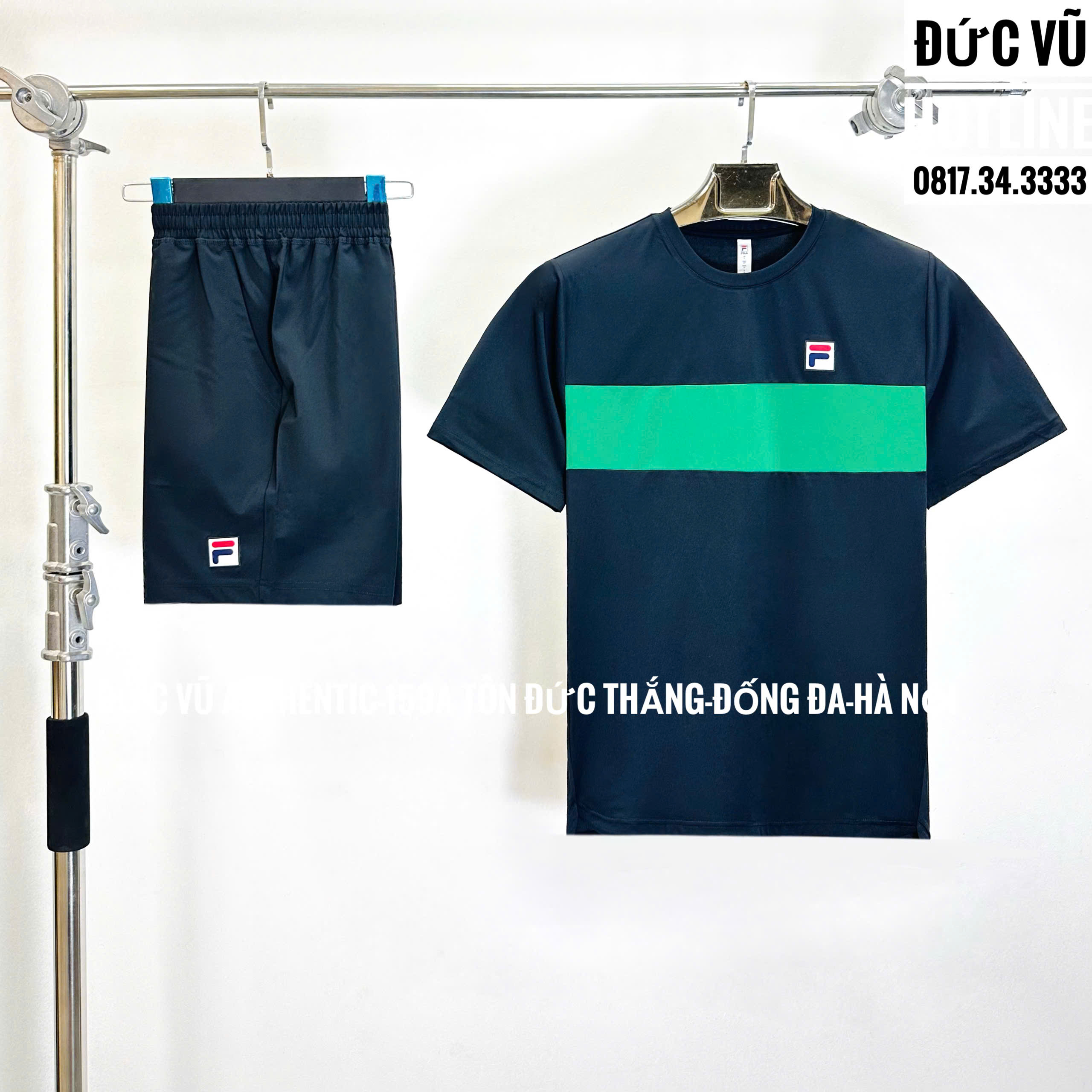Bộ thể thao nam Fila đen phối sọc xanh rêu basic
