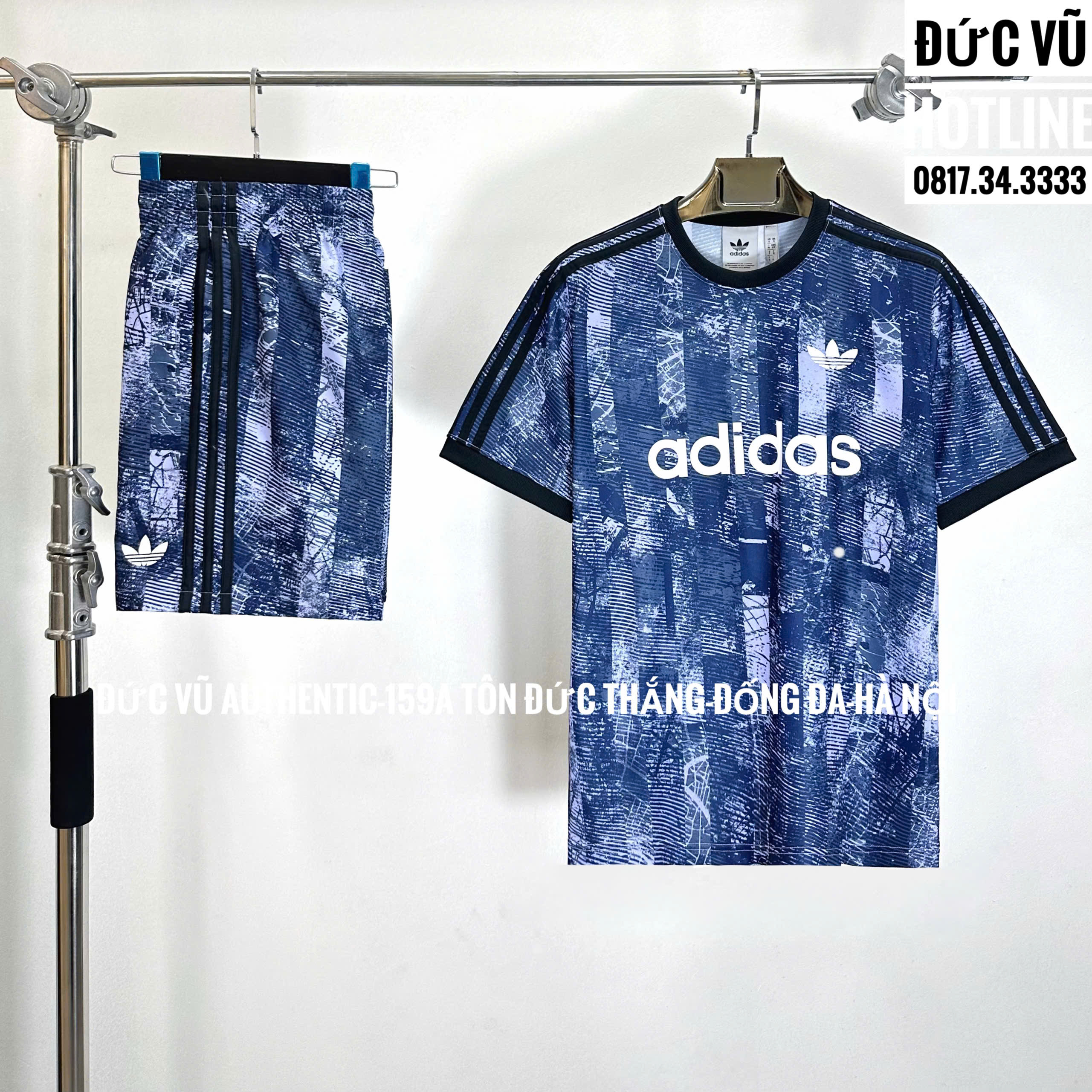 Set thể thao nam Adidas Originals họa tiết xanh rằn độc đáo