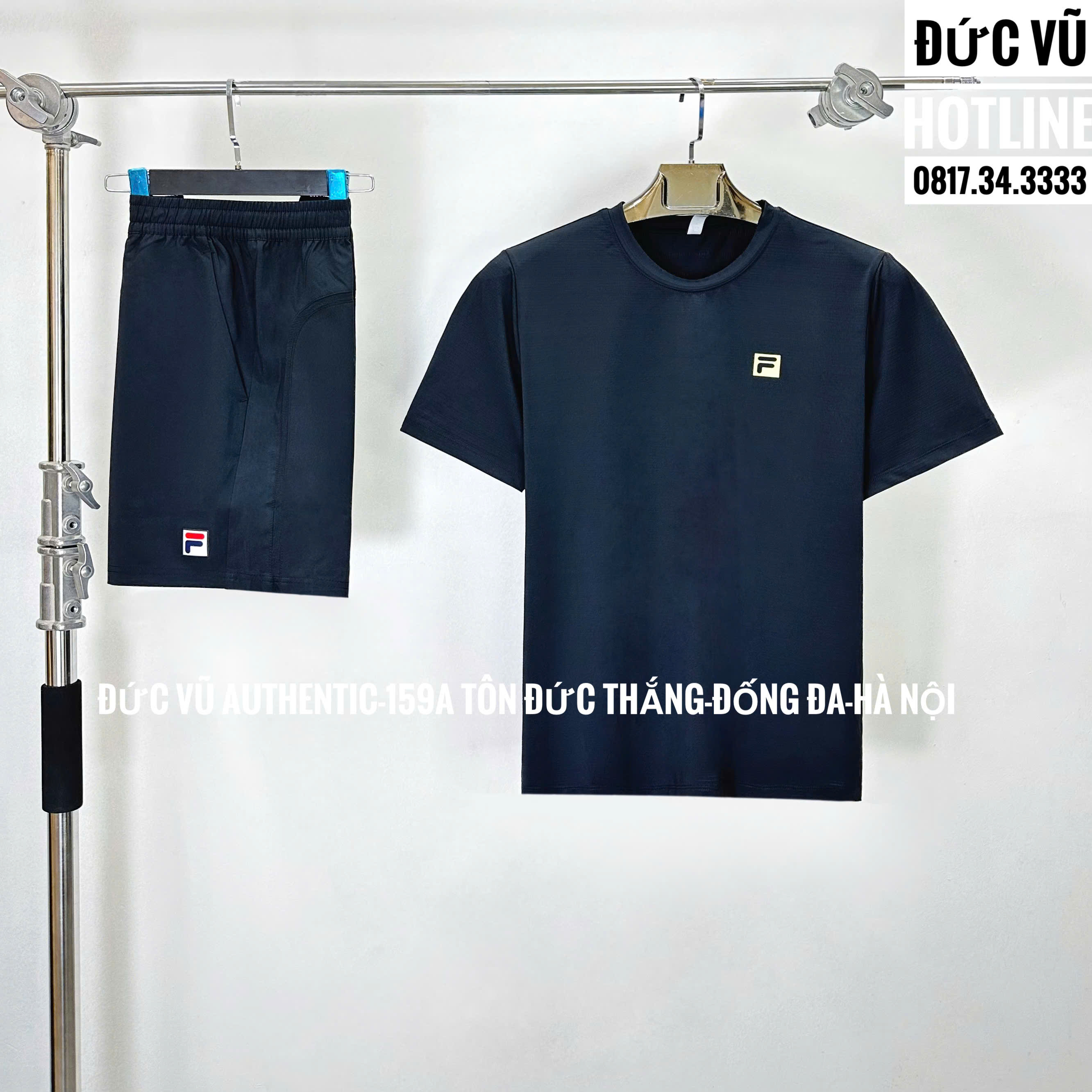thể thao nam Fila đen tối giản logo nổi