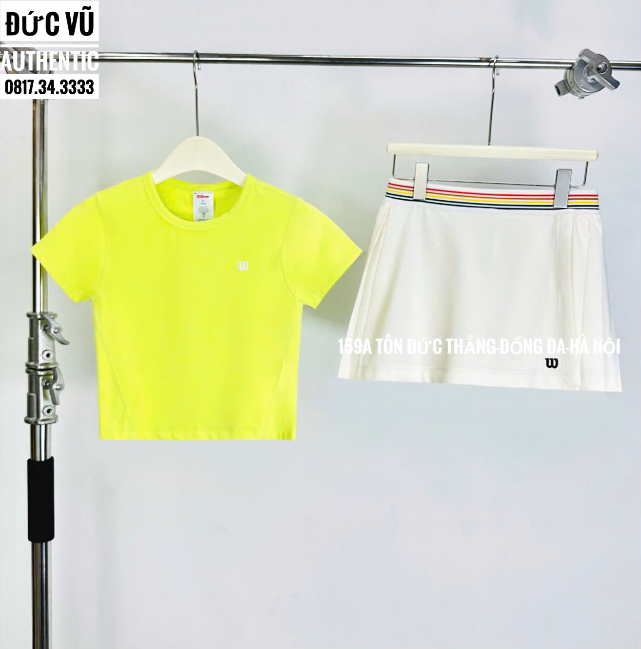 Set thể thao nữ Wilson crop vàng neon & chân váy trắng viền màu