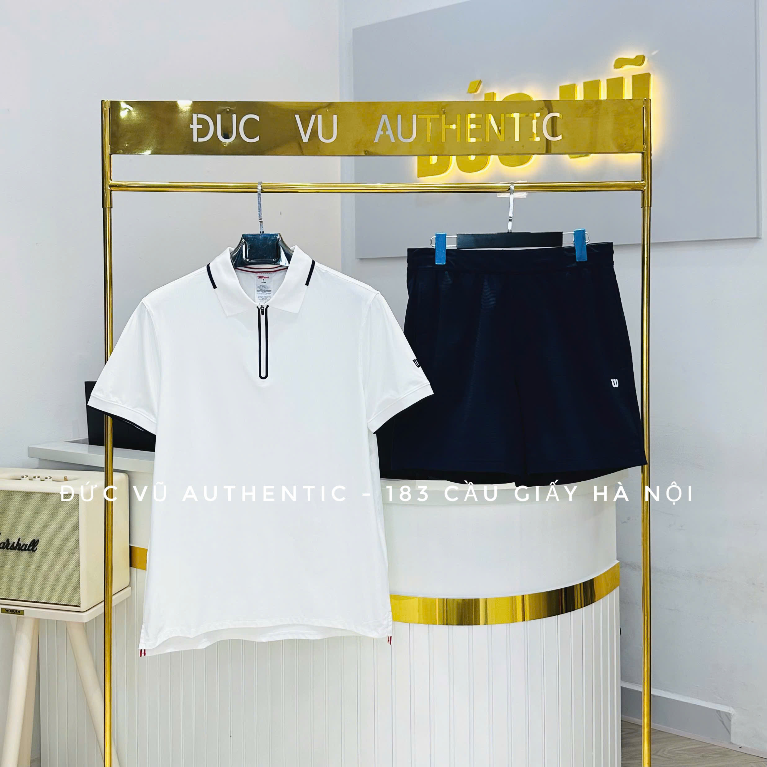 Set thể thao Wilson trắng phối đen cổ zip