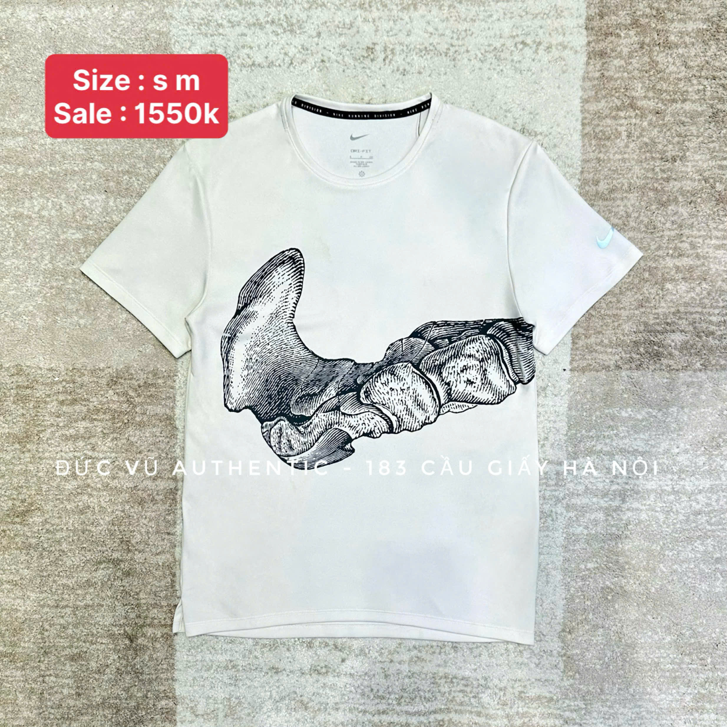 Áo thun Nike x Gyakusou Anatomical Graphic Tee – Trắng hình xương