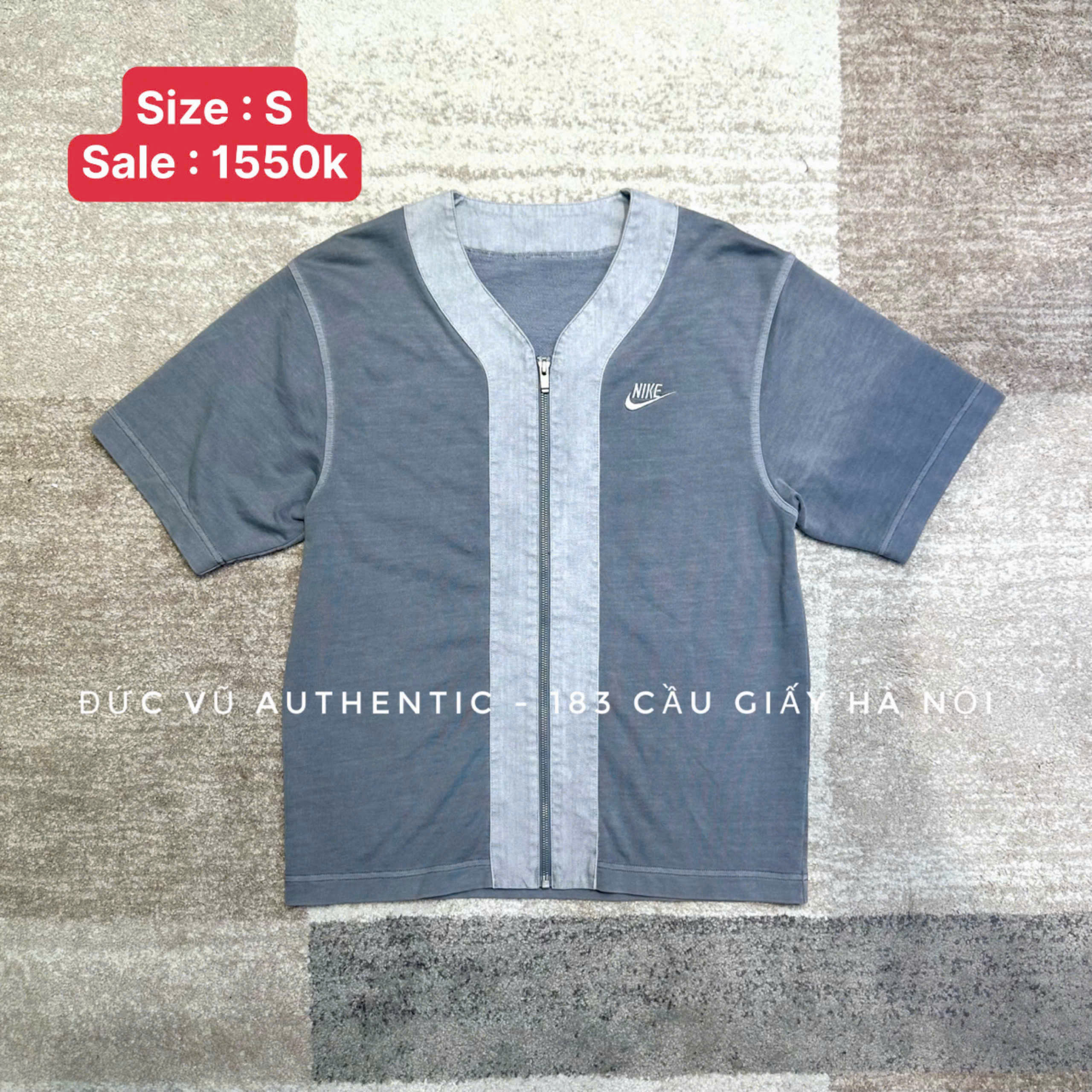 Áo thun Nike Zipper Split Tee – Xám khóa kéo trung tâm