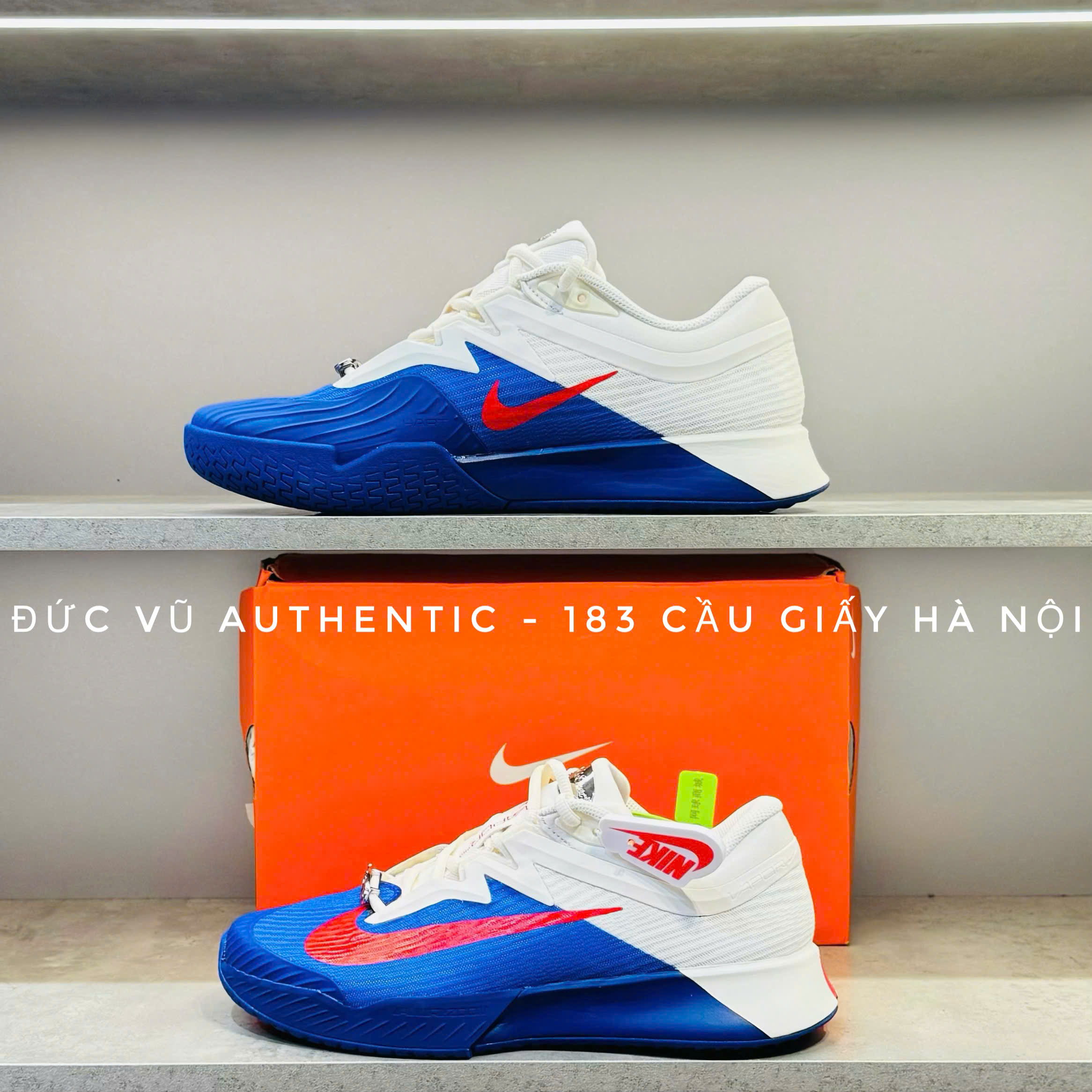 Giày thể thao Nike Zoom Vapor Cage 4 Rafa – Trắng/Xanh/Đỏ