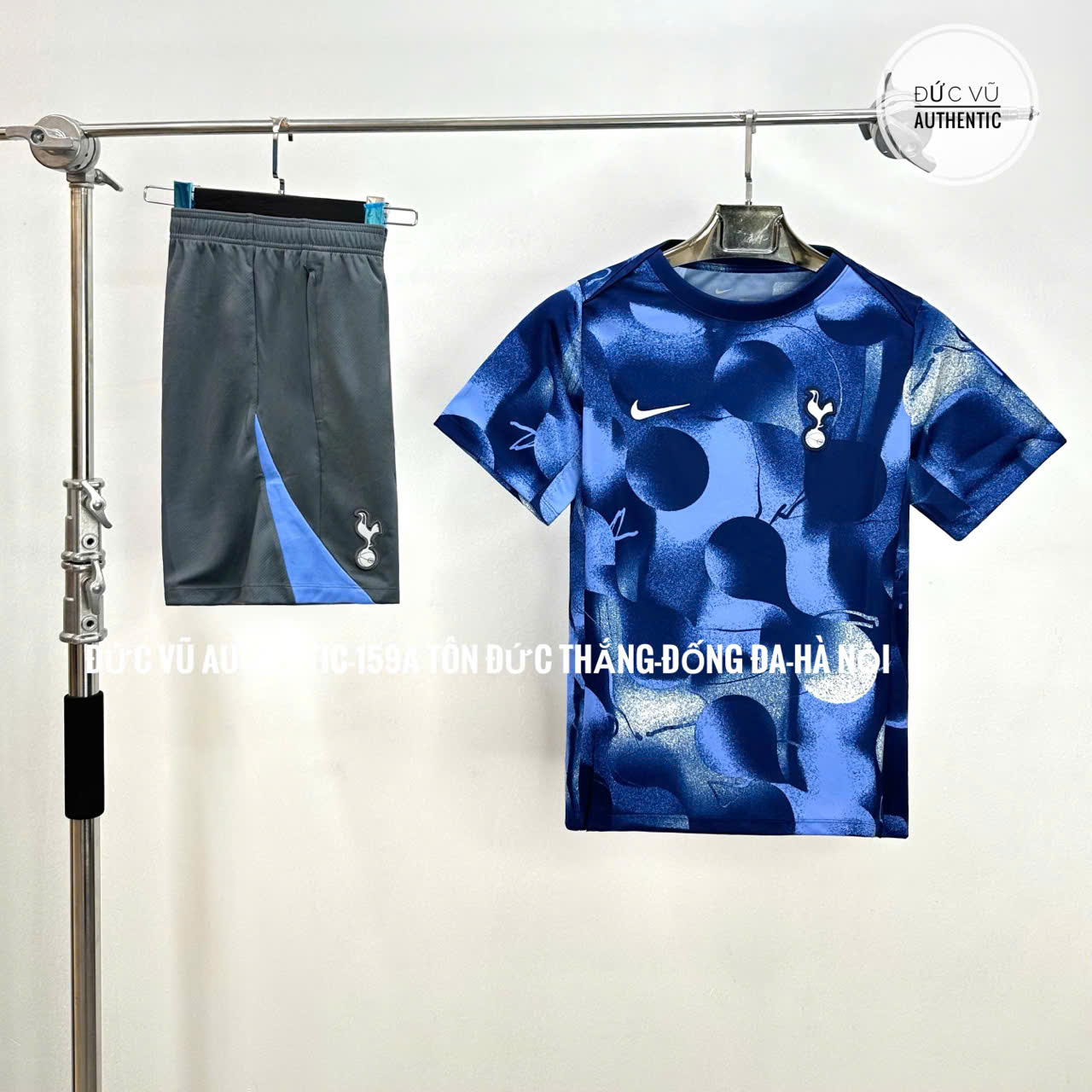 Set thể thao Tottenham xanh họa tiết Nike