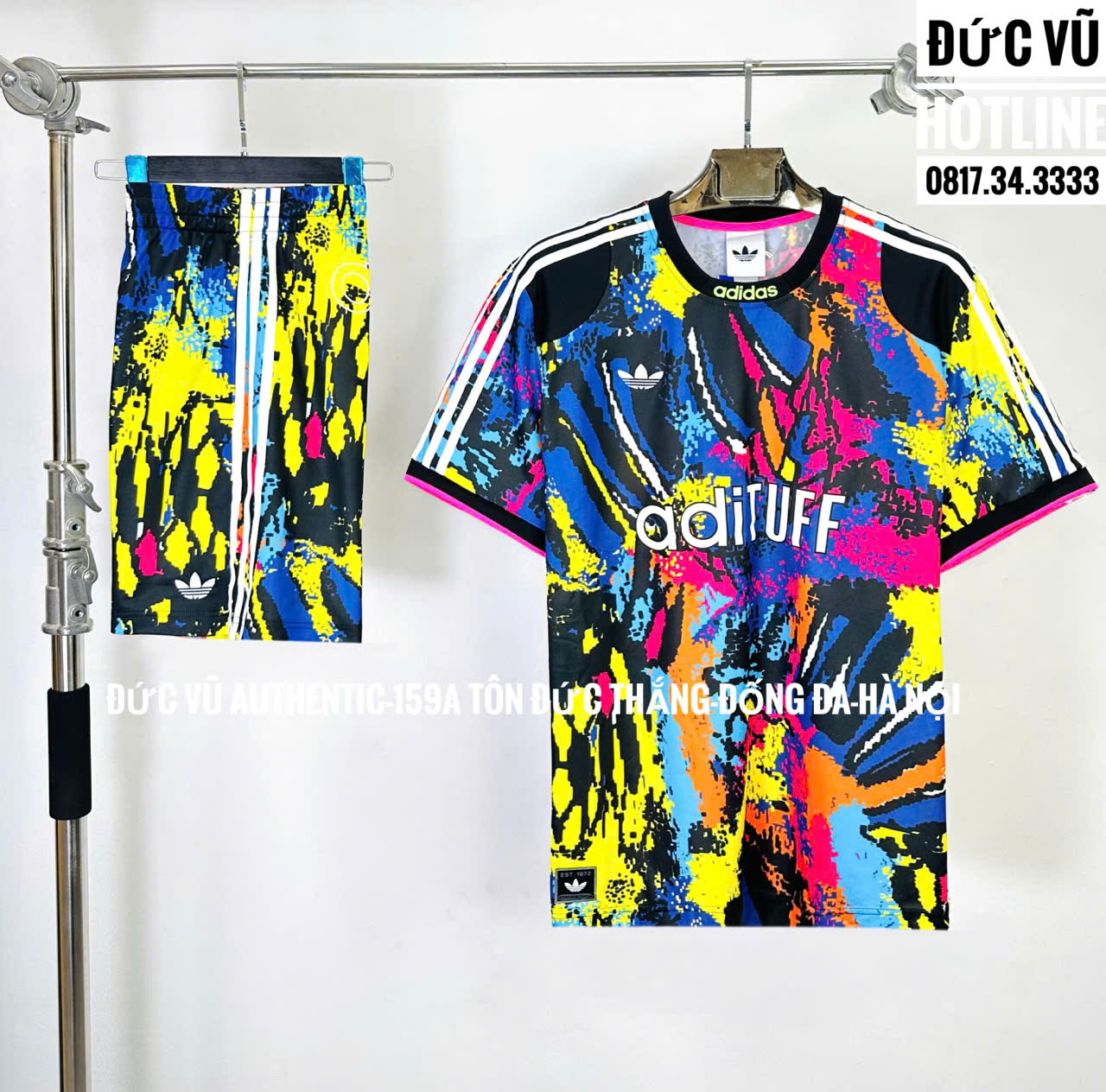 Set thể thao Adidas Adituff Graffiti Color Pop