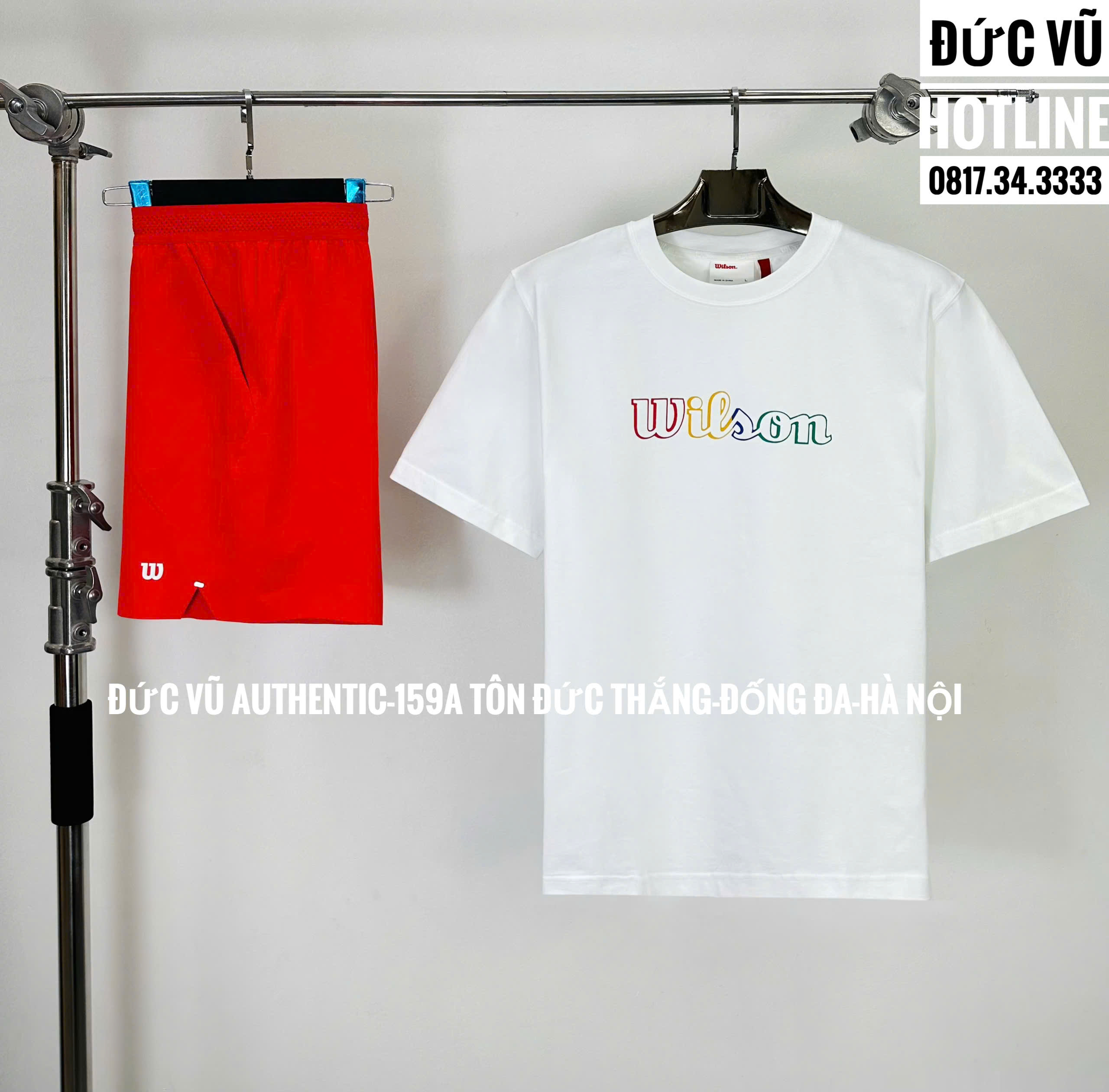 Bộ thể thao Wilson áo thun trắng – quần short đỏ