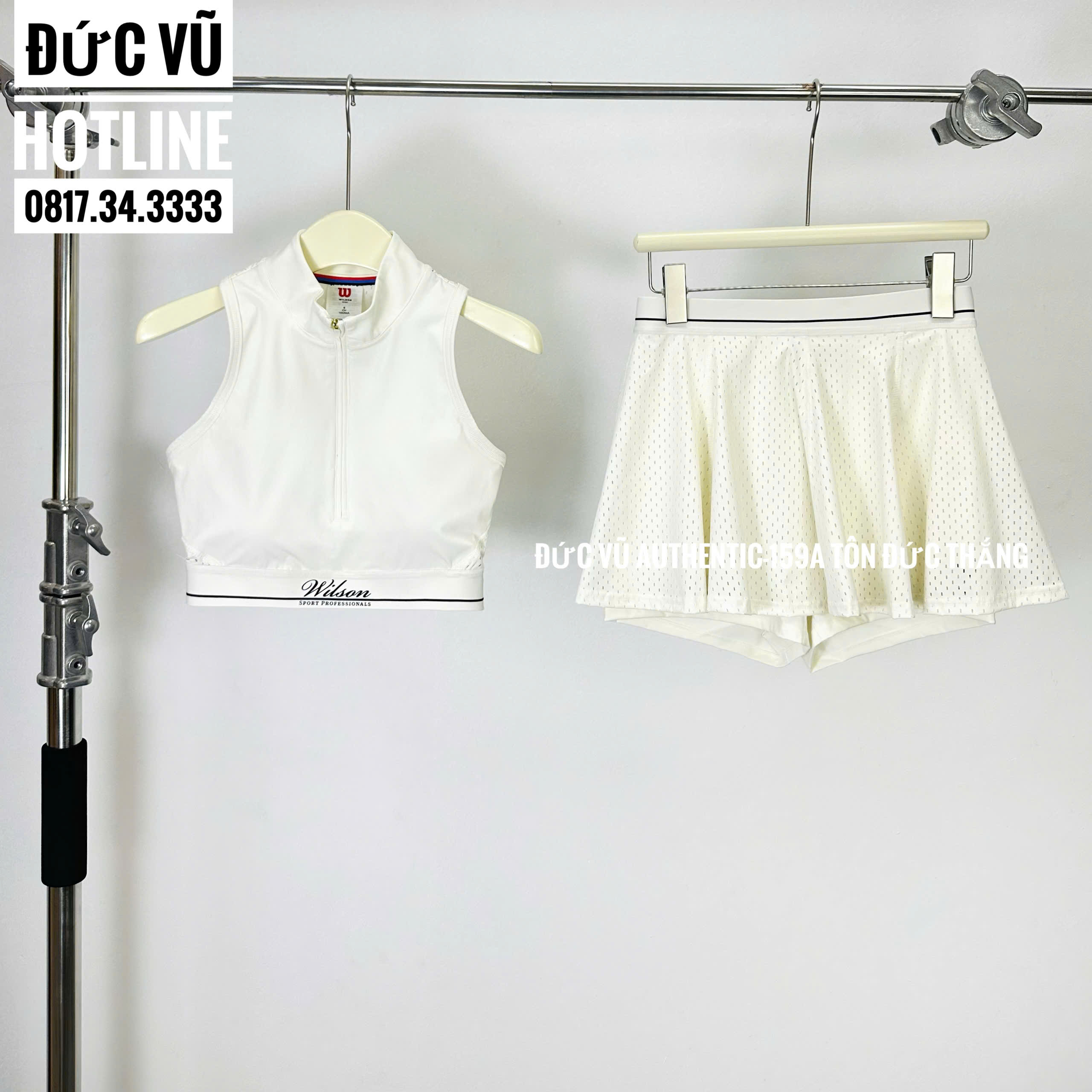 Set thể thao nữ Wilson trắng (áo croptop không tay + chân váy tennis kèm quần trong)
