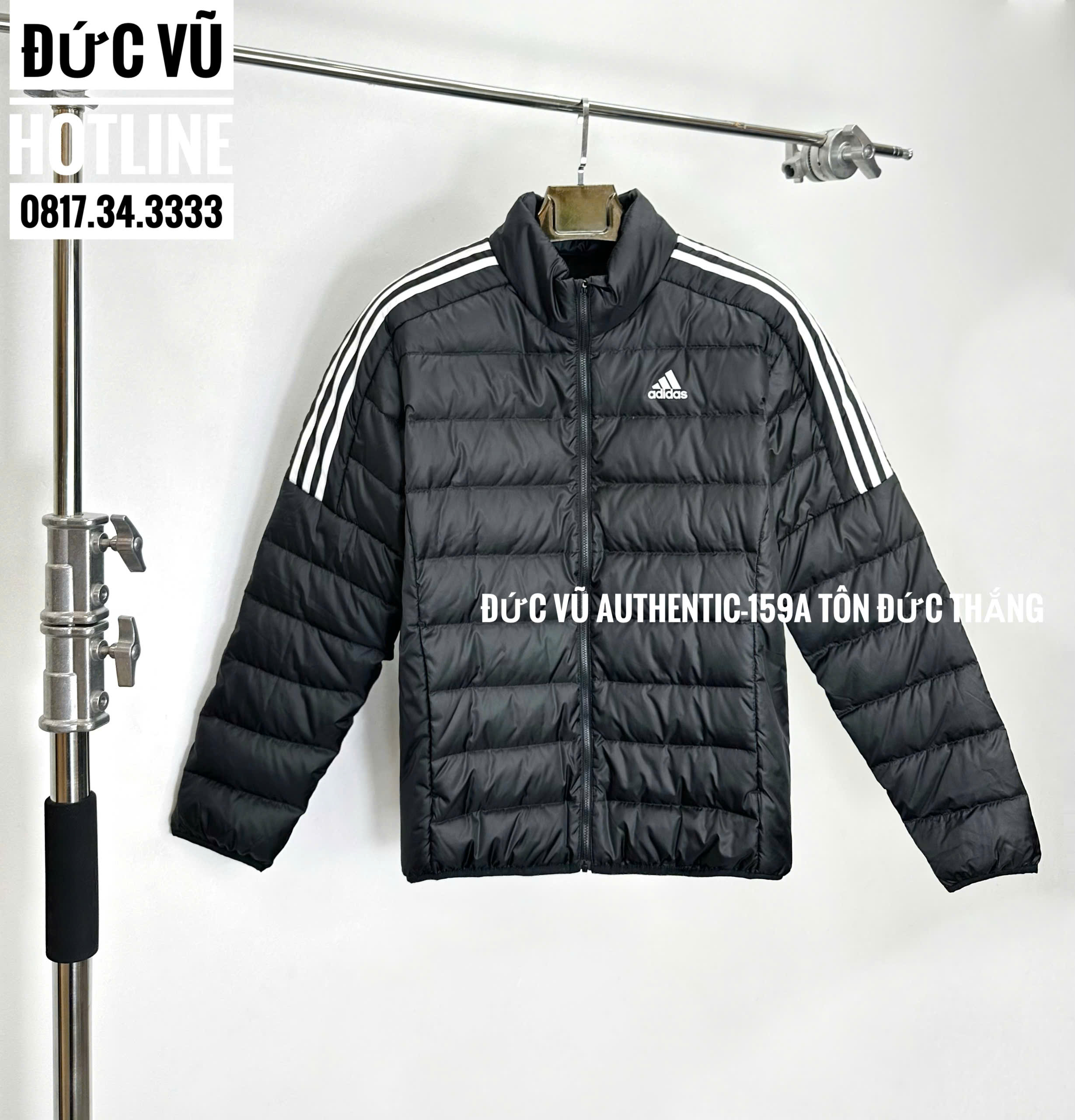 Áo khoác phao adidas 3-Stripes màu đen