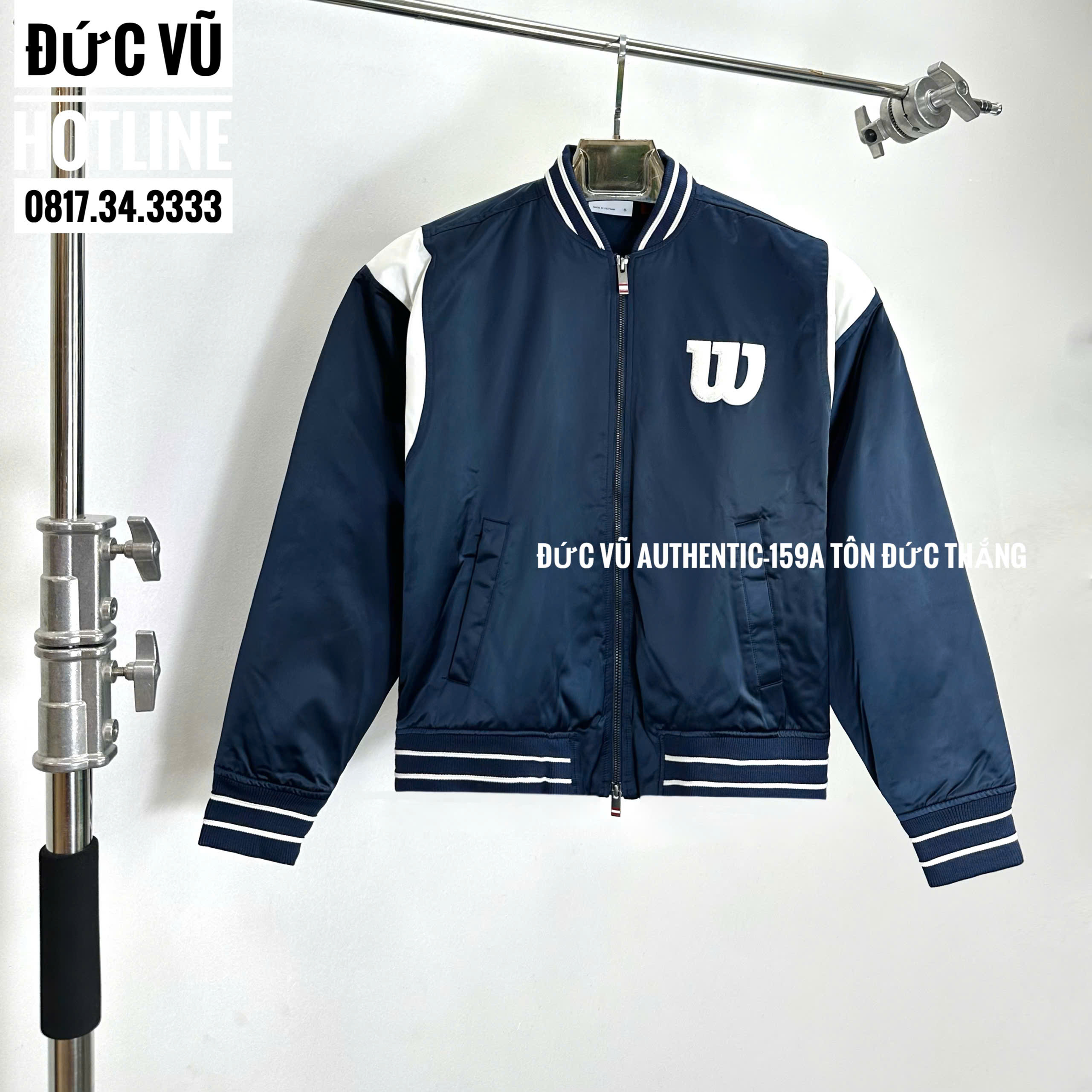 Áo khoác Wilson bomber varsity xanh navy phối trắng