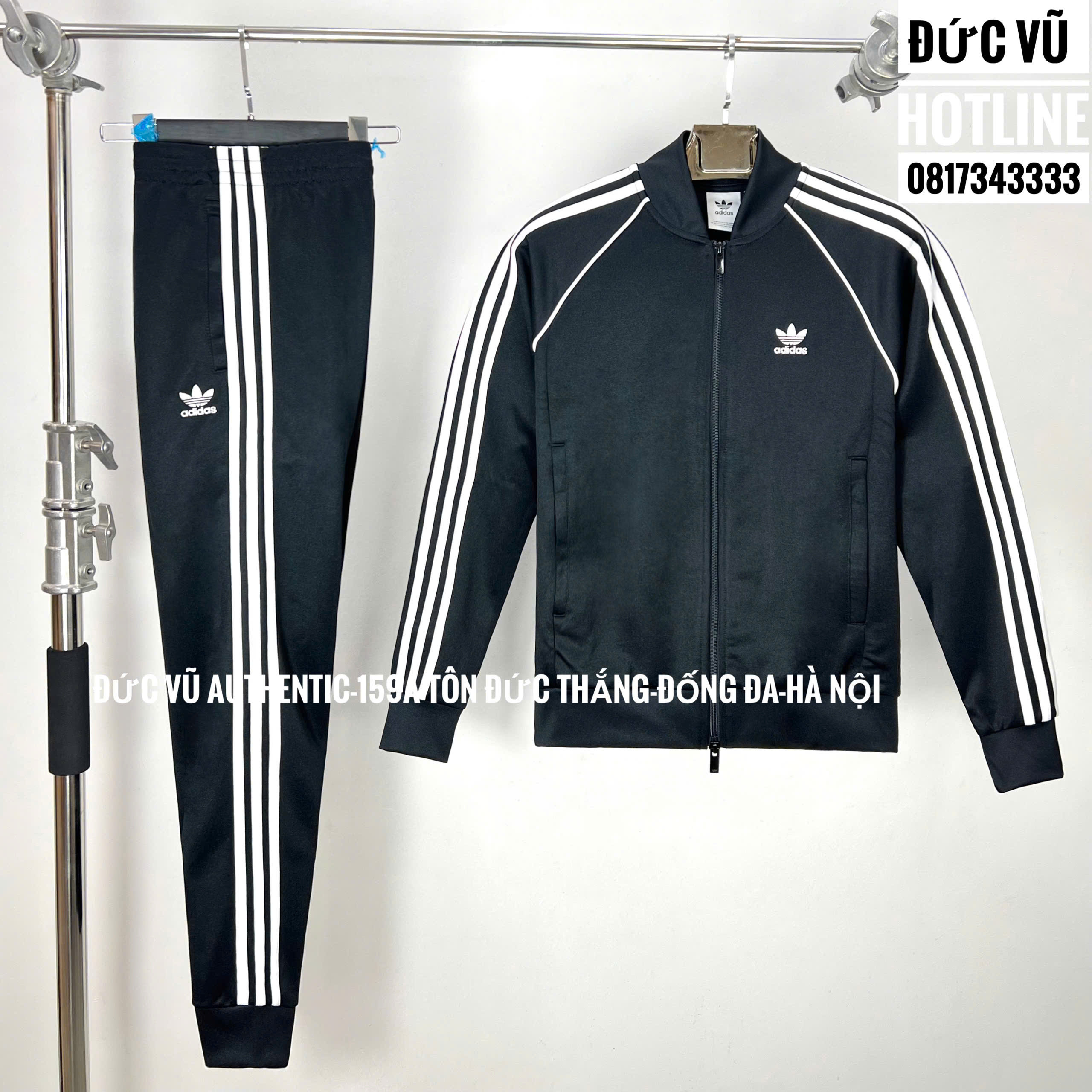 Bộ adidas Originals 3-Stripes màu đen