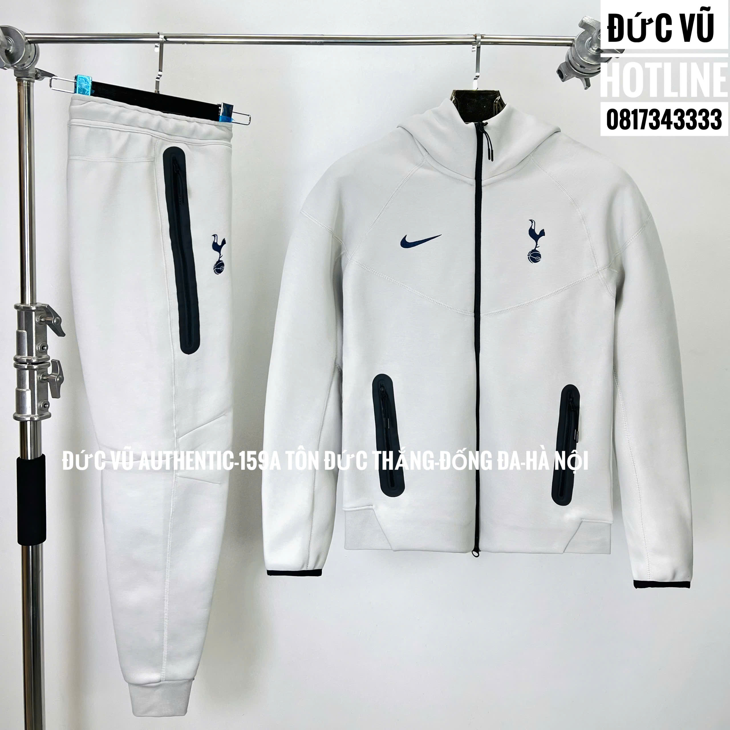 Bộ Tottenham Hotspur x Nike Tech màu trắng