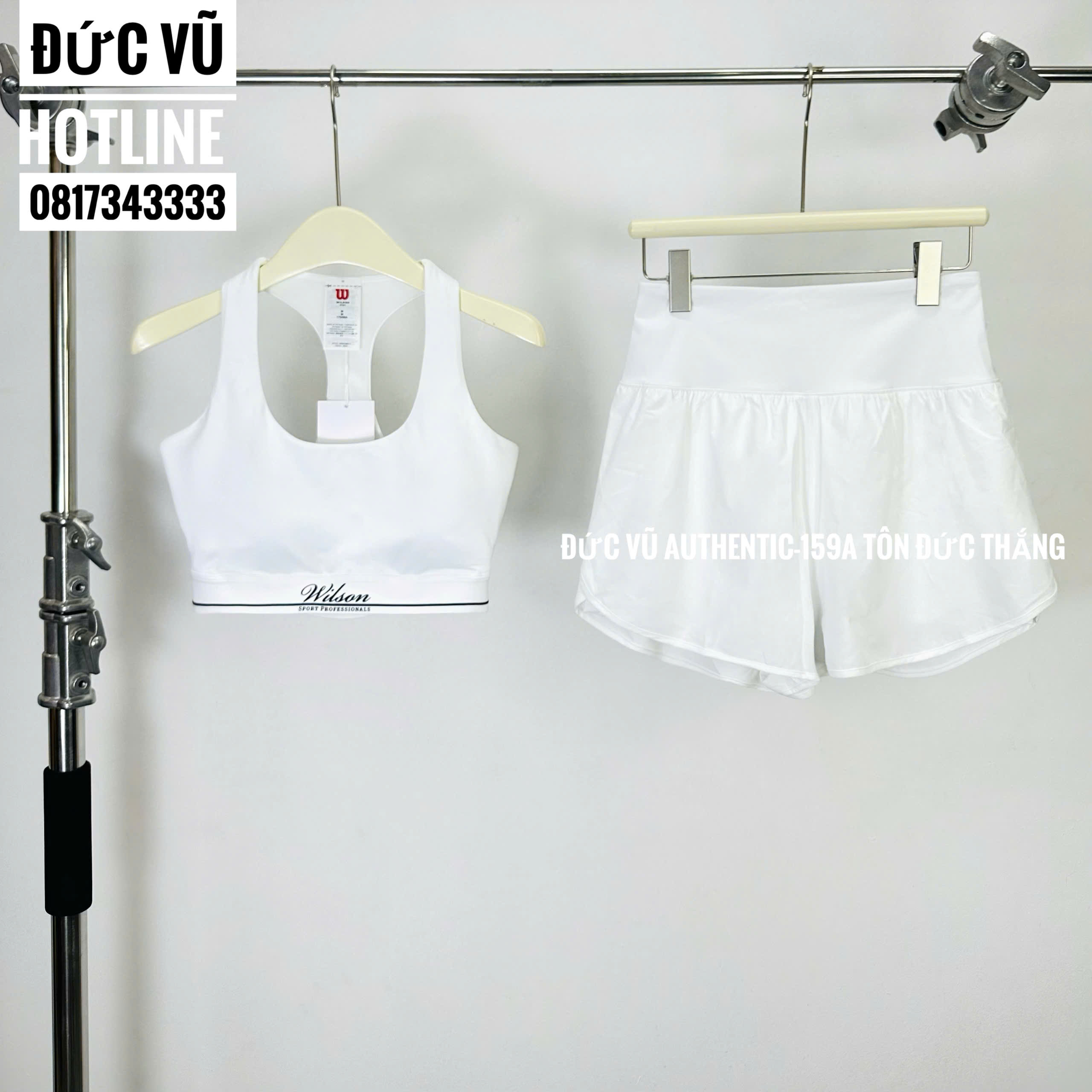 Bộ đồ thể thao nữ Wilson trắng (bra thể thao & quần short)